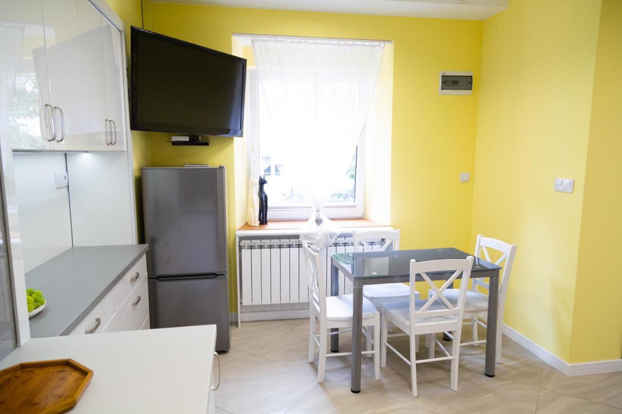 Apartament Przy Rynku Ostrowiec Świetokrzyski Exterior foto
