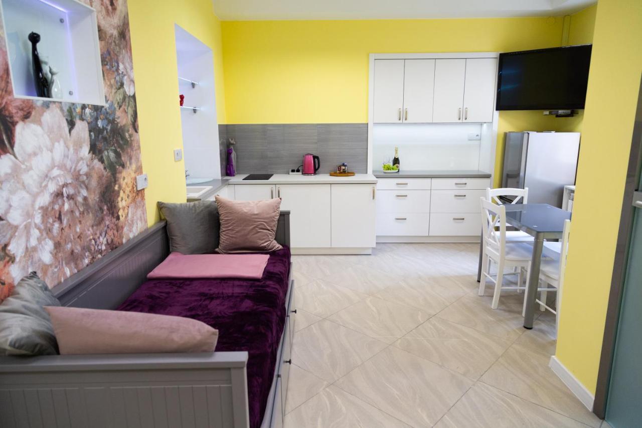 Apartament Przy Rynku Ostrowiec Świetokrzyski Exterior foto